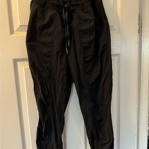 Lululemmon joggers size very 8  good condition